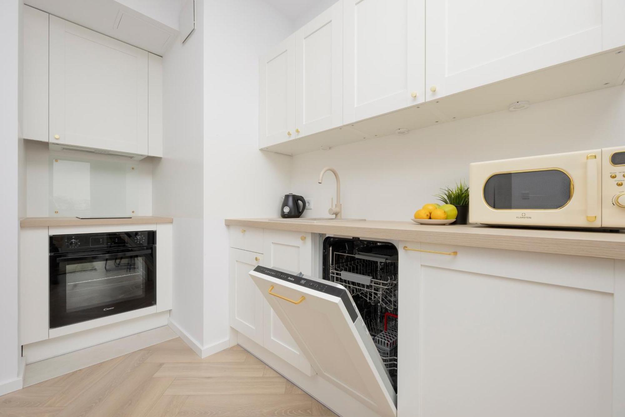Modern Apartment With Balcony Near Aleje Jerozolimskie By Noclegi Renters Warszawa Zewnętrze zdjęcie